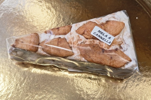 [13PT22_KG] Torta Torrone Mele e Cannella